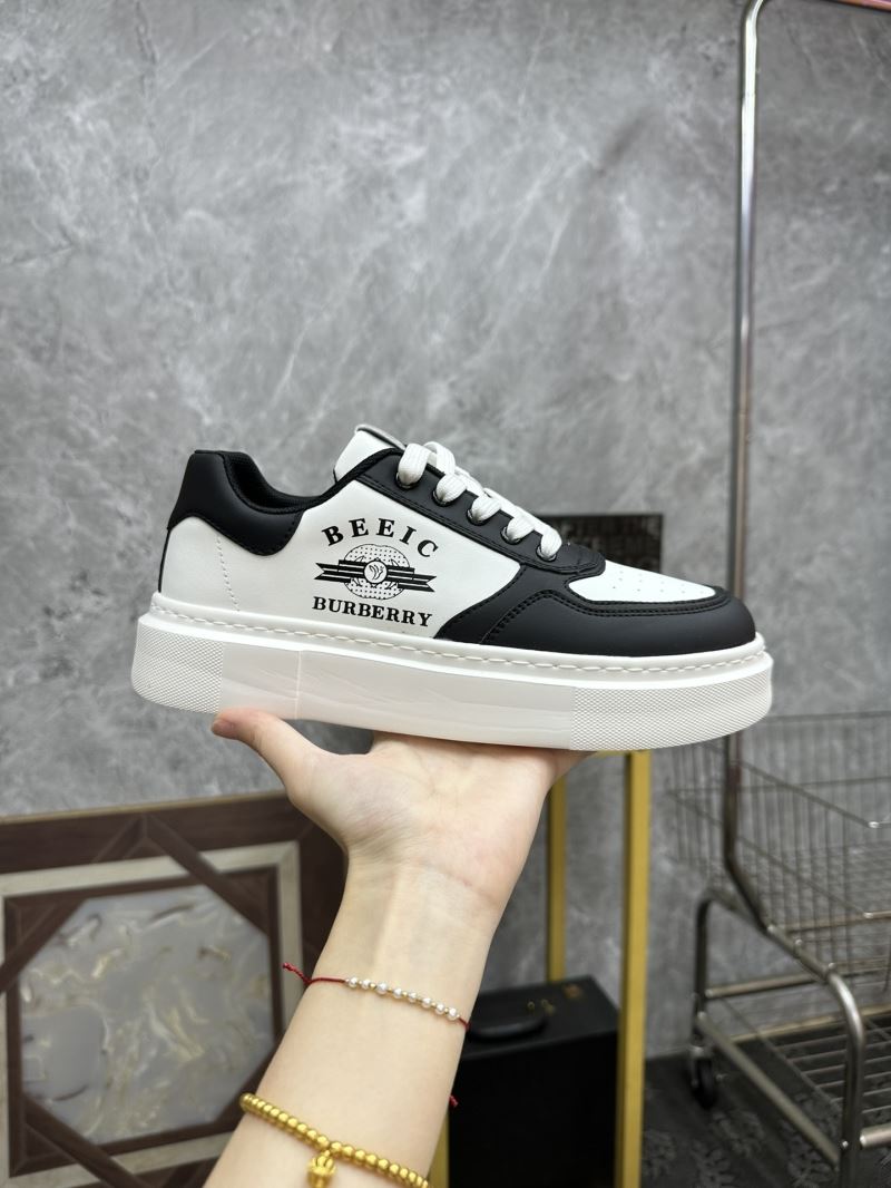 Burberry Low Shoes